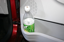 Škoda Roomster - držák na láhve (láhev 1 litr)